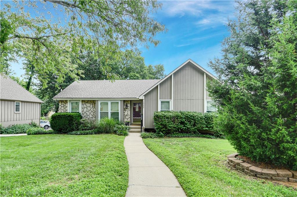 Listing Photo MLS #HMS2564053