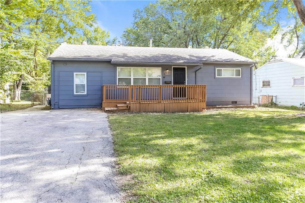 Listing Photo MLS #HMS2564078