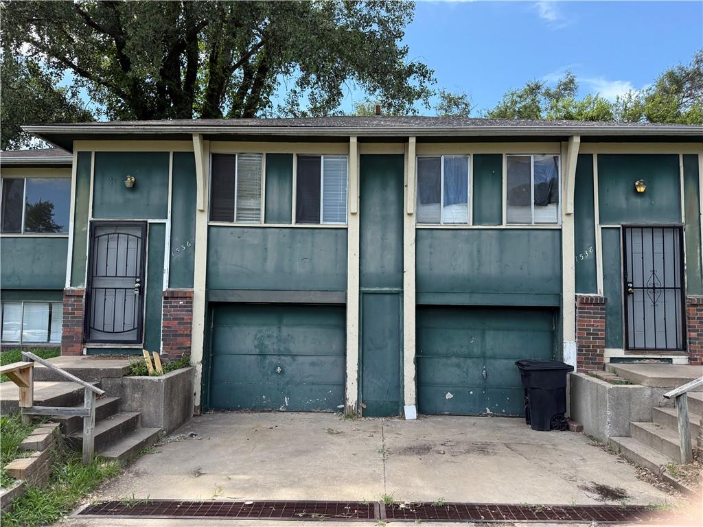 Listing Photo MLS #HMS2564234