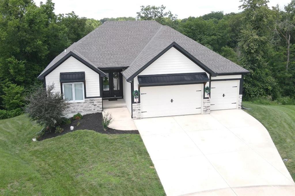 Listing Photo MLS #HMS2564250