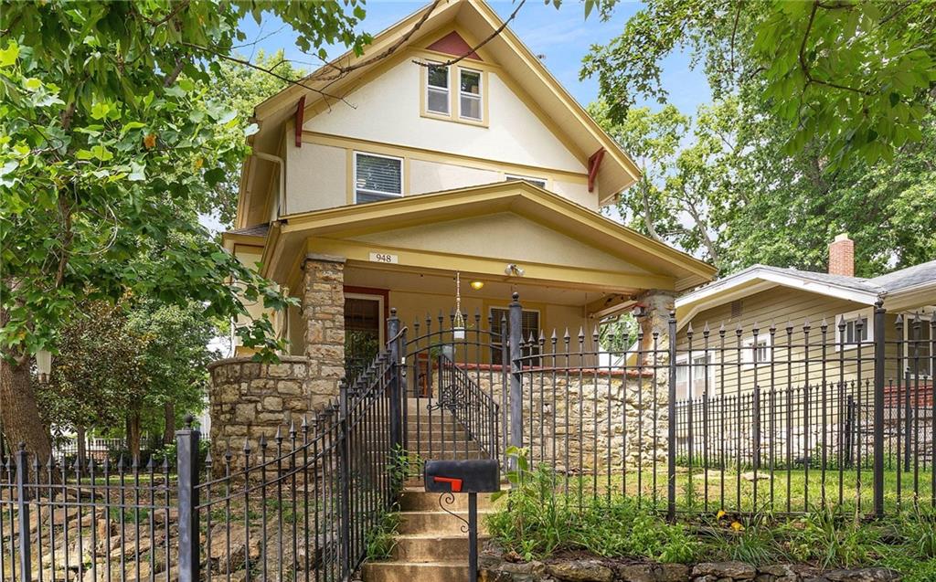 Listing Photo MLS #HMS2564274