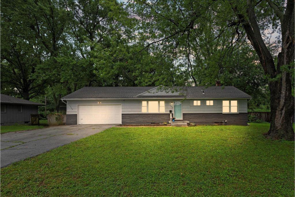 Listing Photo MLS #HMS2564276