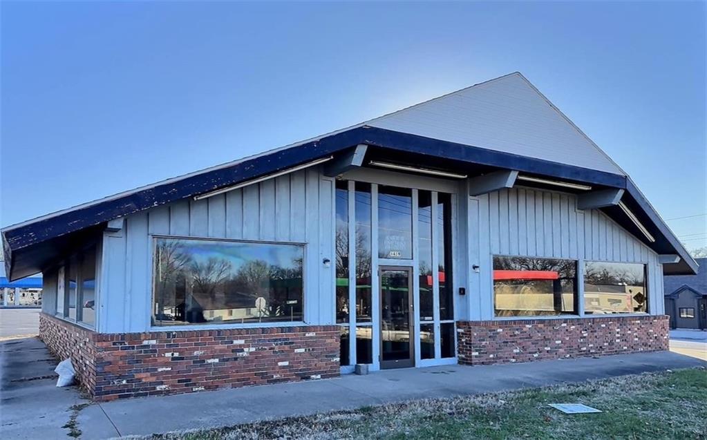 Listing Photo MLS #HMS2564303