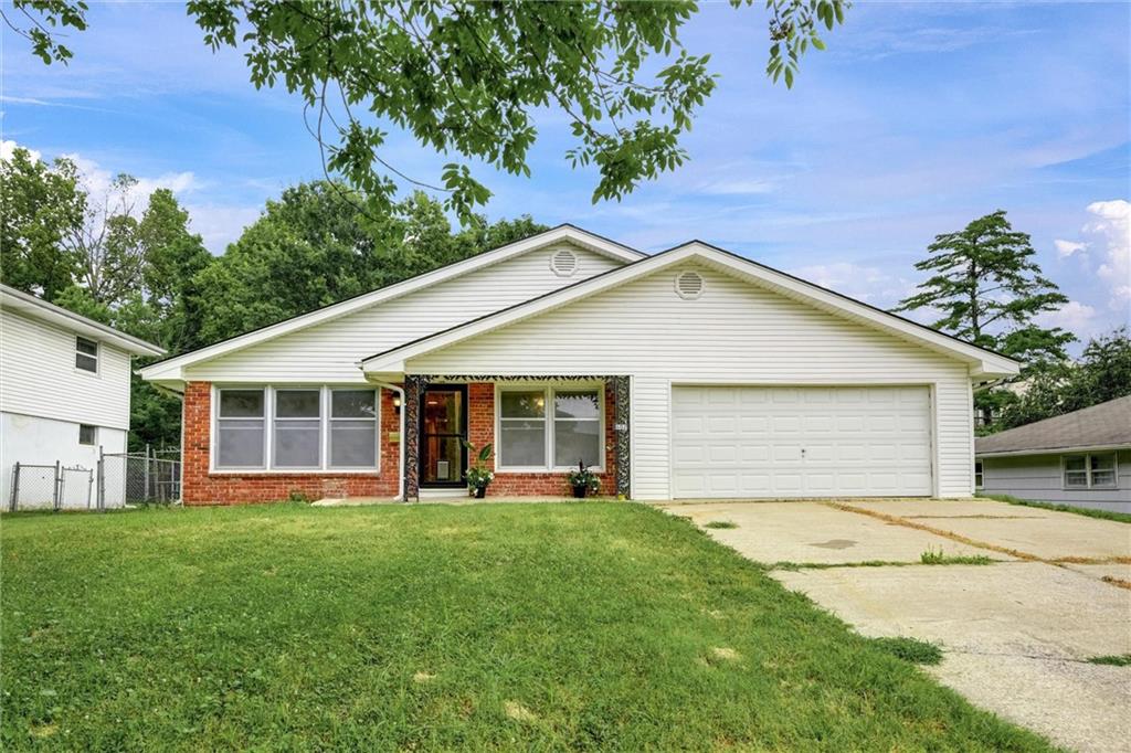 Listing Photo MLS #HMS2564434