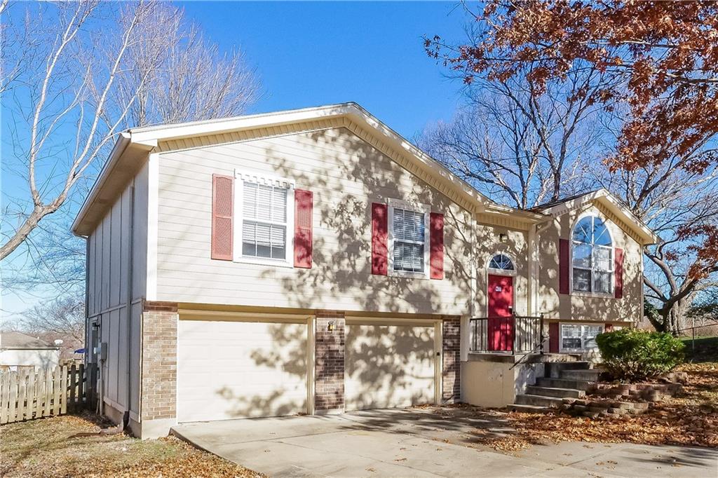 Listing Photo MLS #HMS2564456