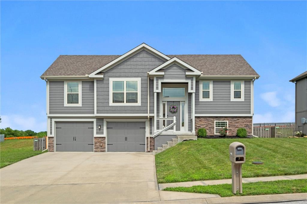 Listing Photo MLS #HMS2564461