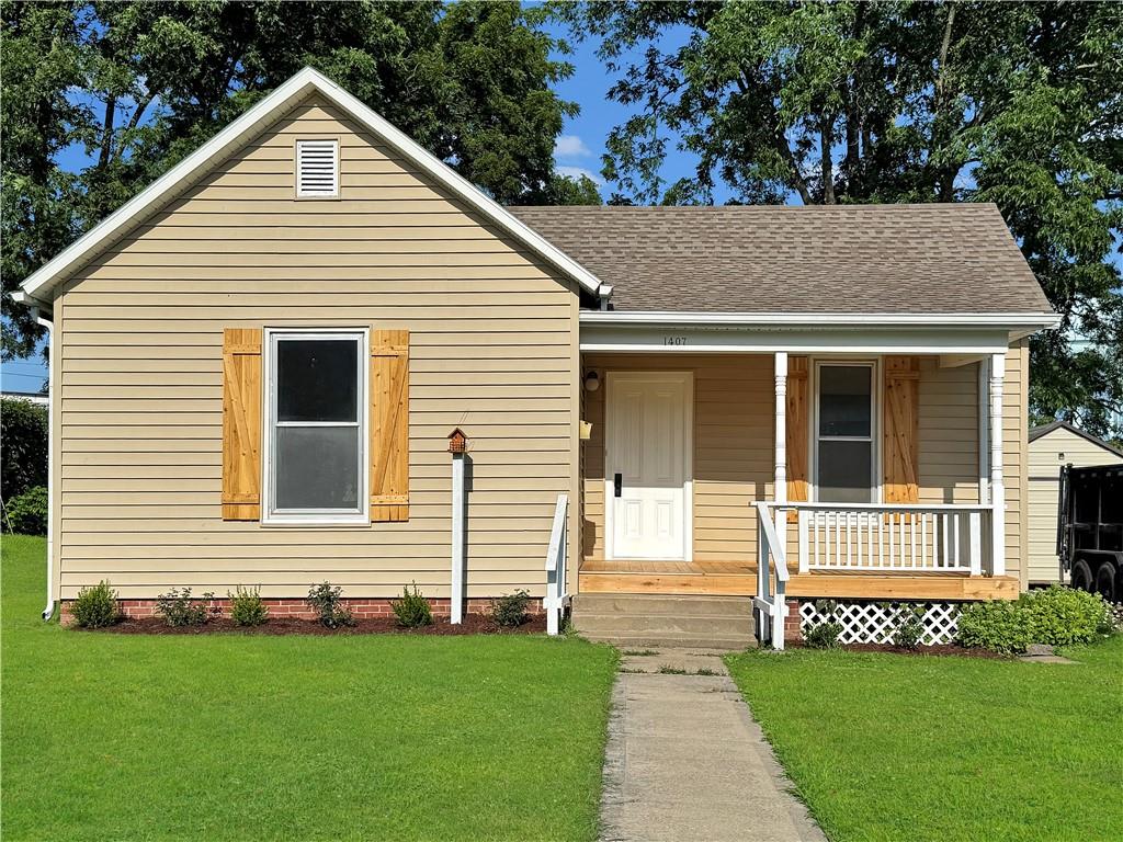 Listing Photo MLS #HMS2564537