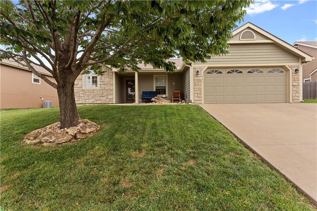 Listing Photo MLS #HMS2564548