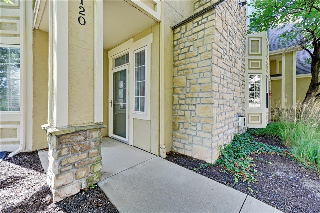 Listing Photo MLS #HMS2564707