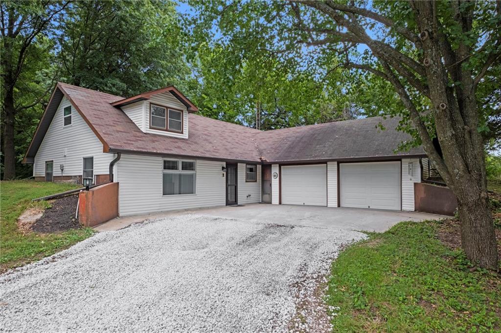 Listing Photo MLS #HMS2564748