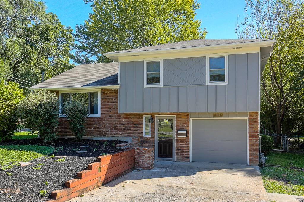 Listing Photo MLS #HMS2564758