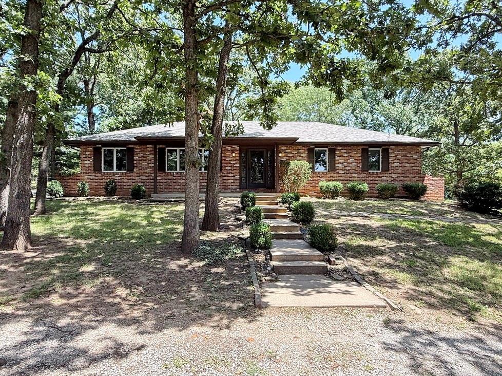 Listing Photo MLS #HMS2564805