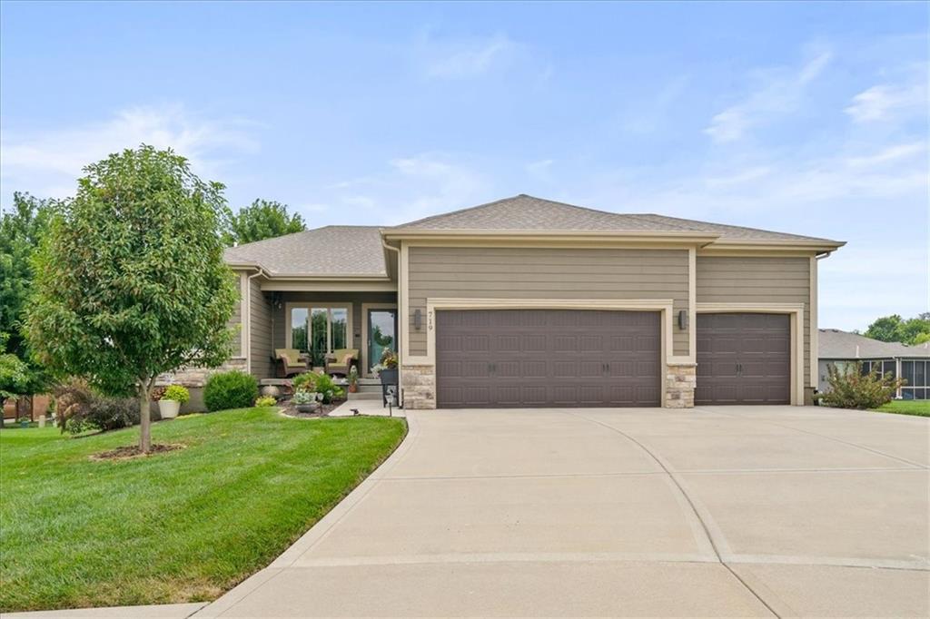 Listing Photo MLS #HMS2565036