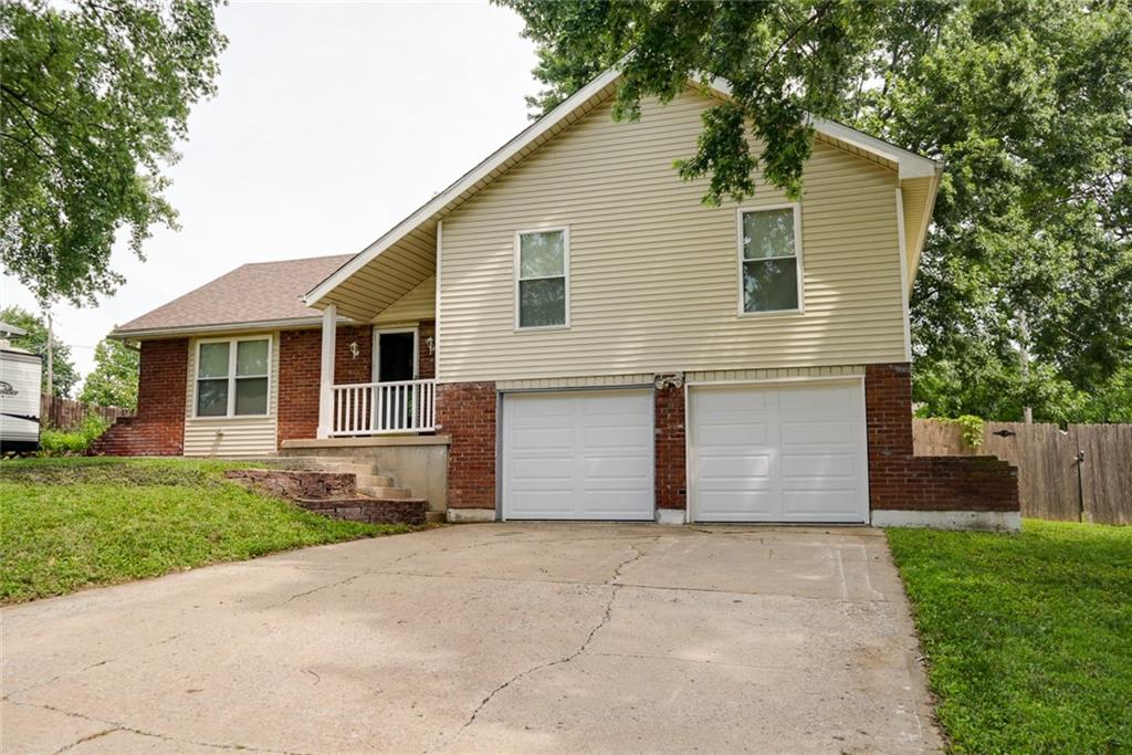 Listing Photo MLS #HMS2565114