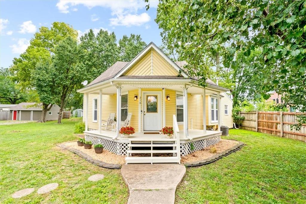 Listing Photo MLS #HMS2565124