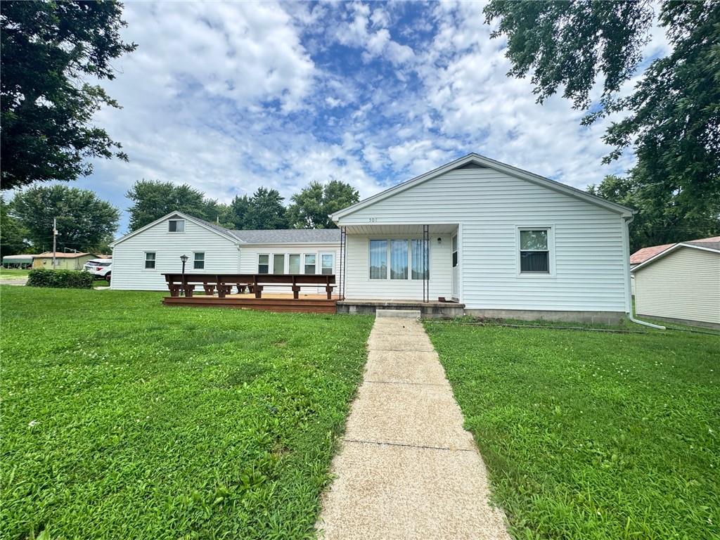 Listing Photo MLS #HMS2565143