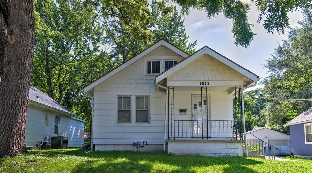 Listing Photo MLS #HMS2565151