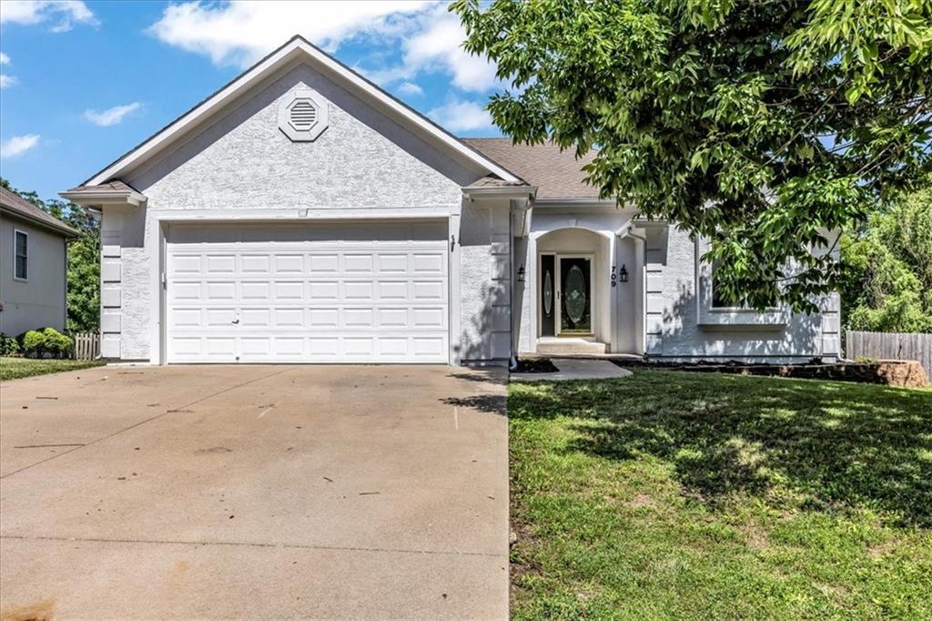Listing Photo MLS #HMS2565158