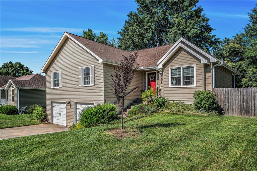 Listing Photo MLS #HMS2565227