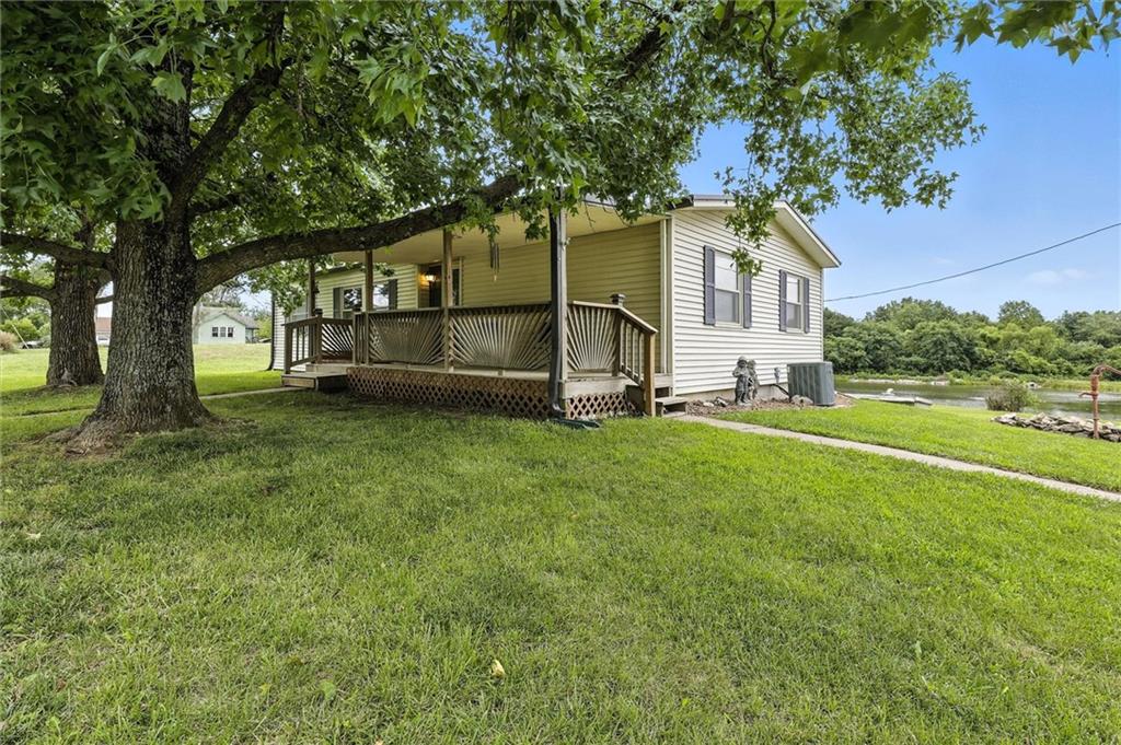 Listing Photo MLS #HMS2565255