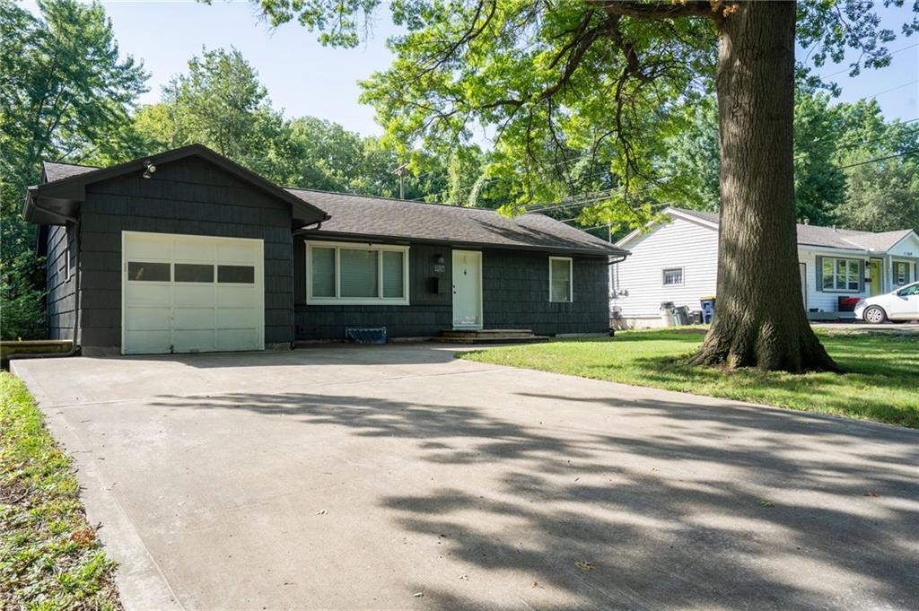 Listing Photo MLS #HMS2565270