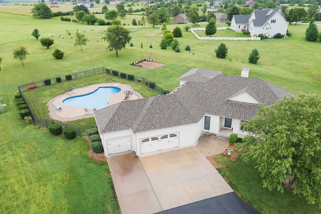 Listing Photo MLS #HMS2565291
