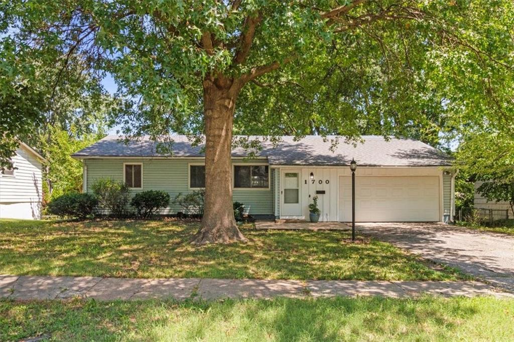 Listing Photo MLS #HMS2565293