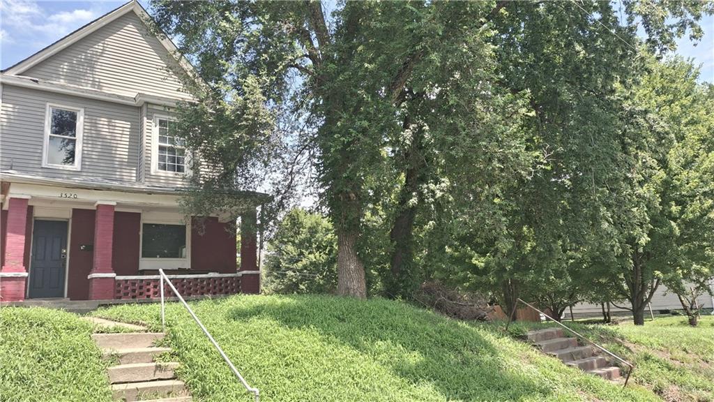 Listing Photo MLS #HMS2565298
