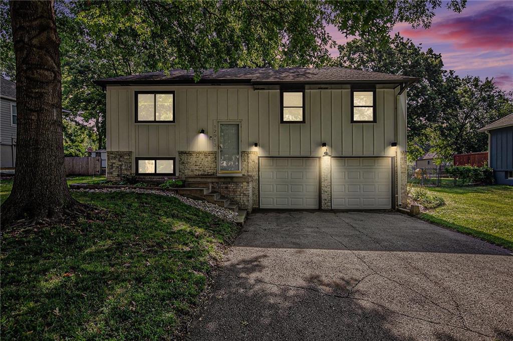 Listing Photo MLS #HMS2565326