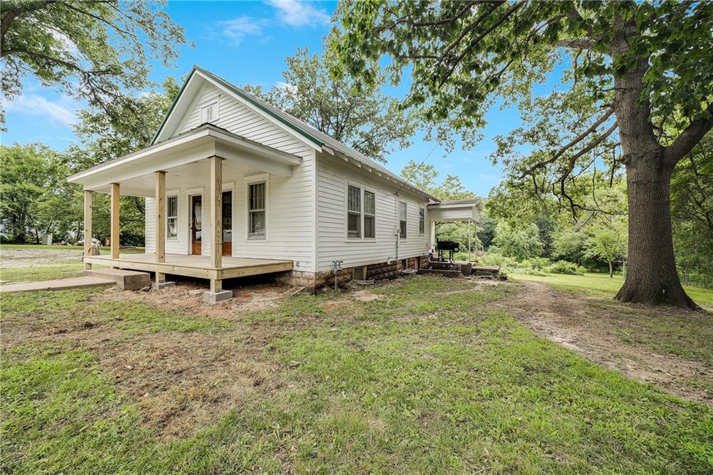 Listing Photo MLS #HMS2565335