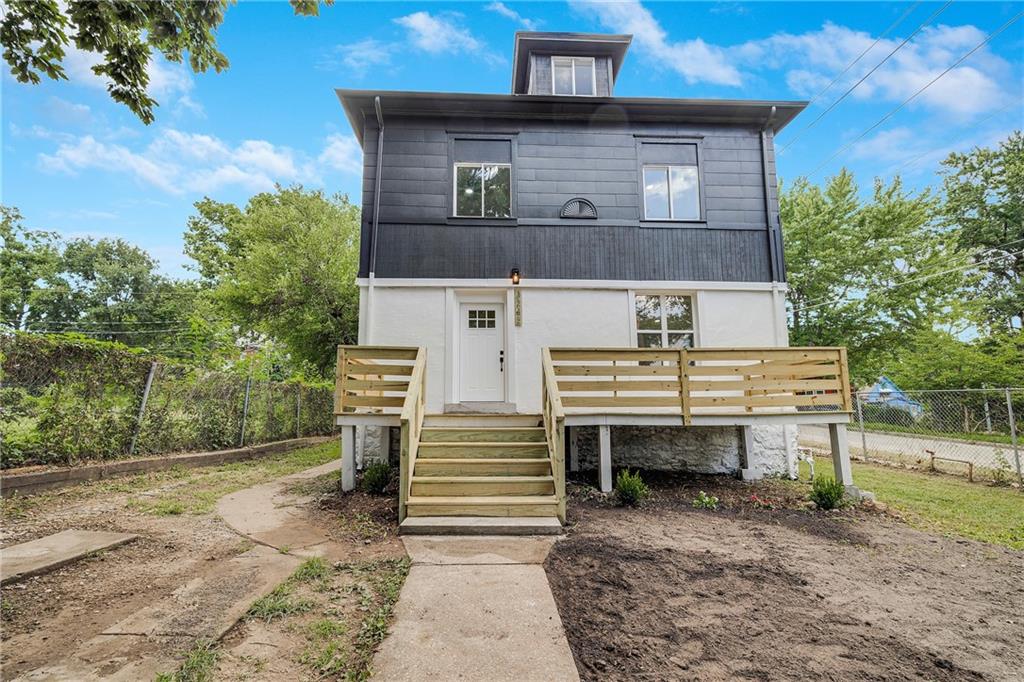 Listing Photo MLS #HMS2565351