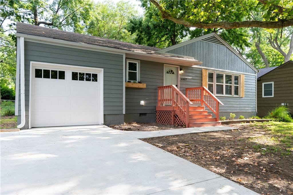 Listing Photo MLS #HMS2565359