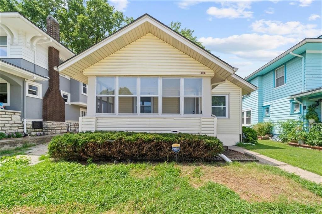 Listing Photo MLS #HMS2565389