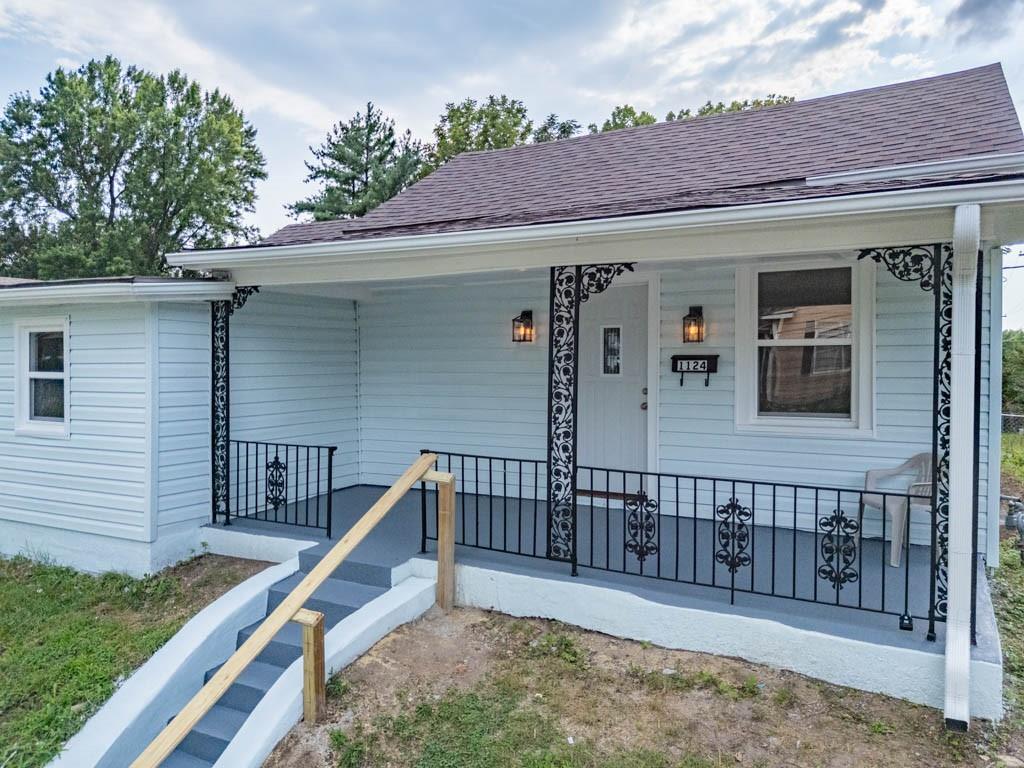 Listing Photo MLS #HMS2565404