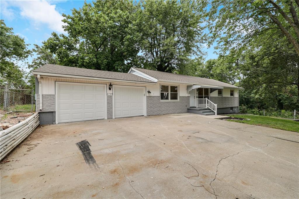 Listing Photo MLS #HMS2565416