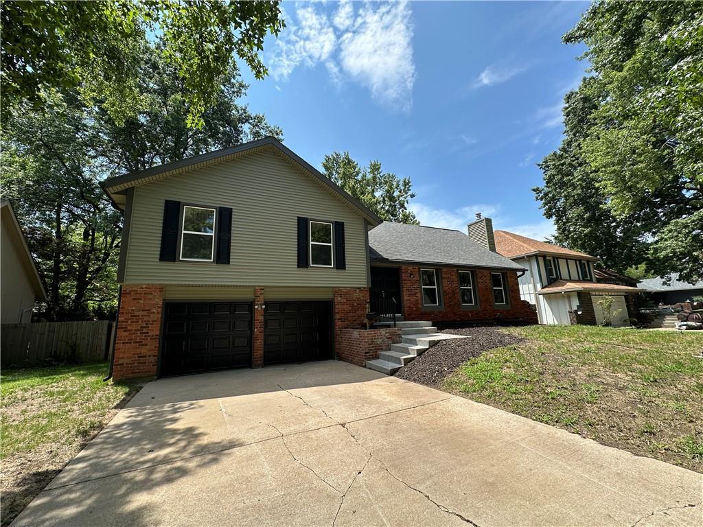 Listing Photo MLS #HMS2565431