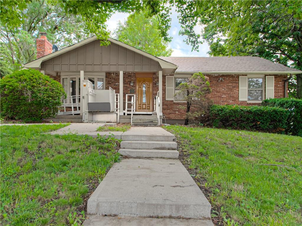 Listing Photo MLS #HMS2565462