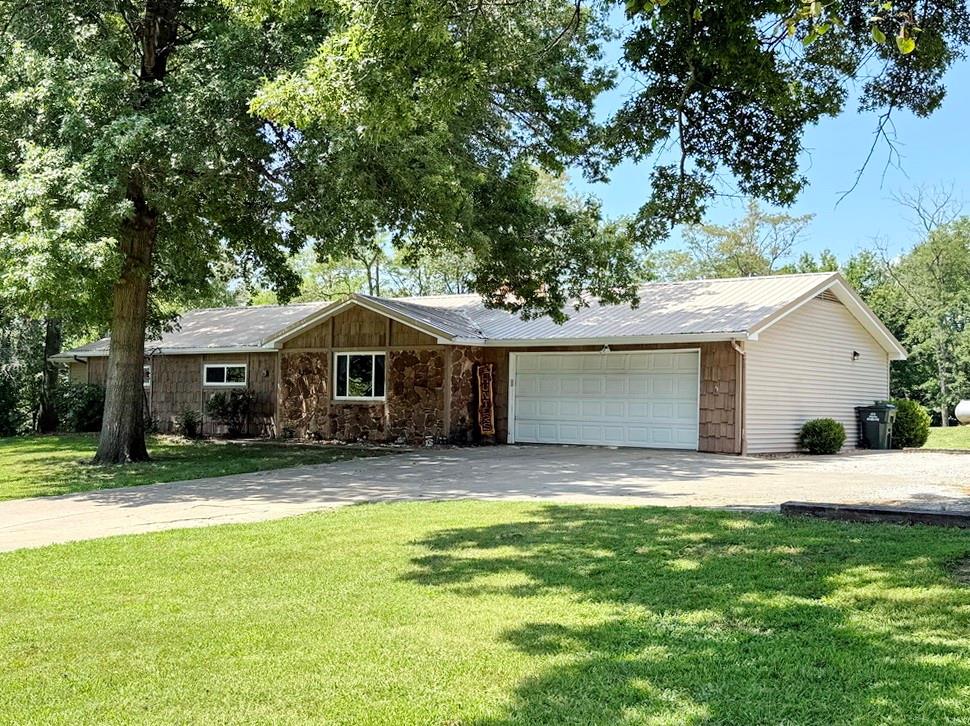 Listing Photo MLS #HMS2565467