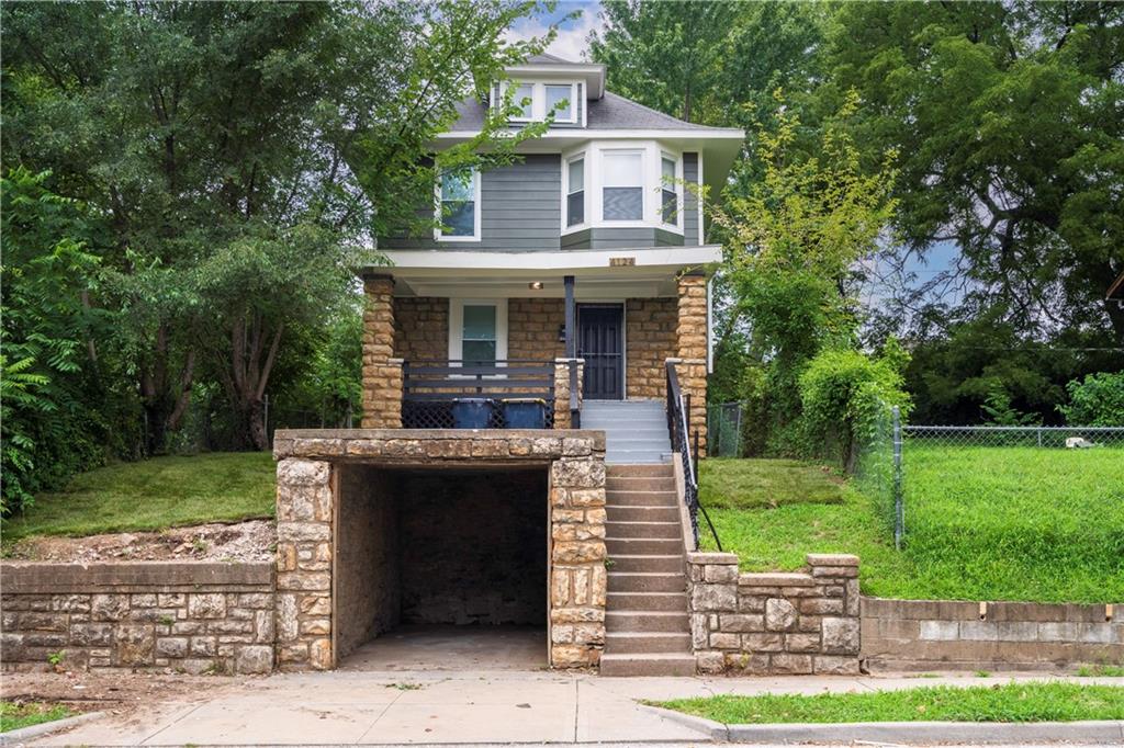 Listing Photo MLS #HMS2565562