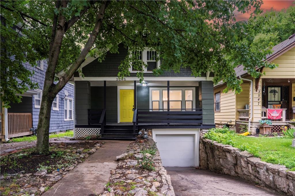 Listing Photo MLS #HMS2565577