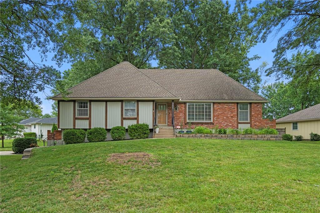 Listing Photo MLS #HMS2565582