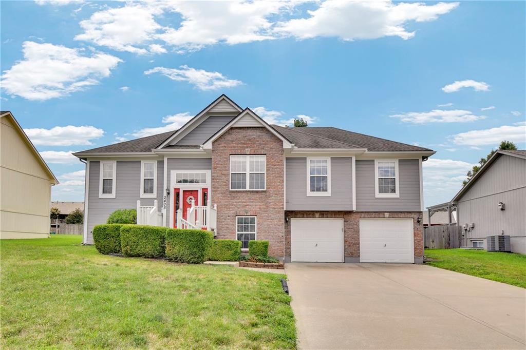 Listing Photo MLS #HMS2565652