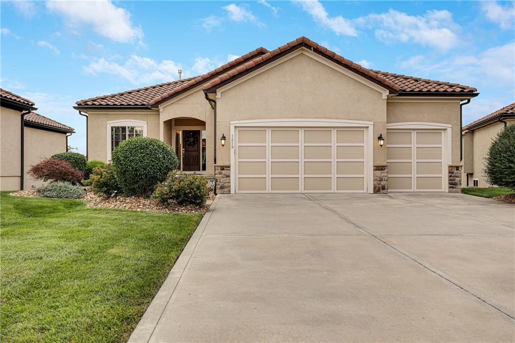 Listing Photo MLS #HMS2565706