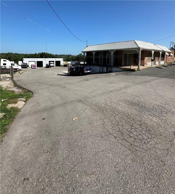 Listing Photo MLS #HMS2565771