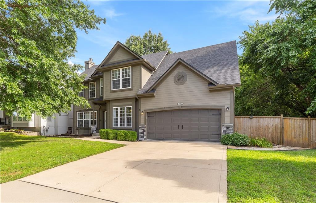 Listing Photo MLS #HMS2565788