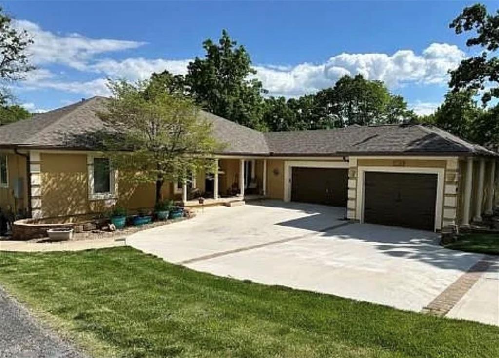 Listing Photo MLS #HMS2565790