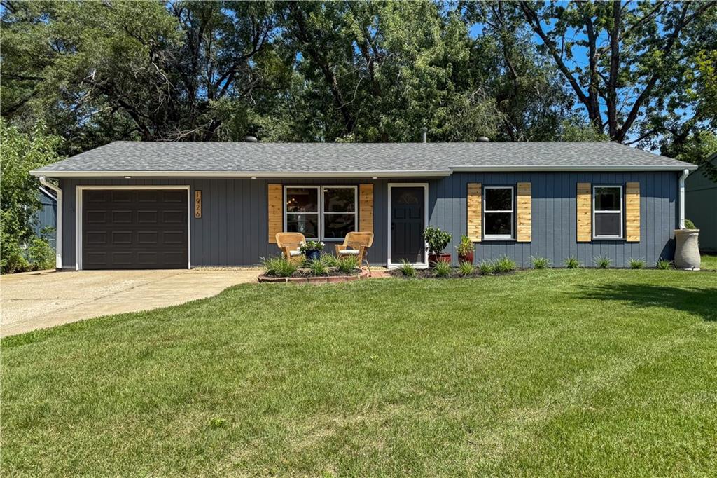 Listing Photo MLS #HMS2565914