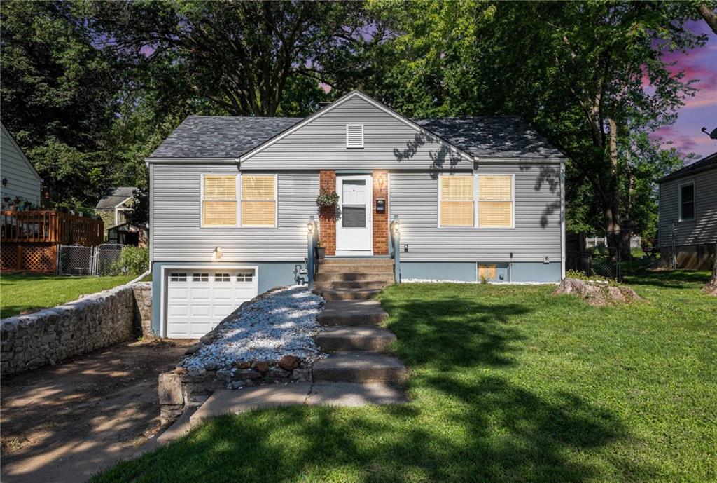 Listing Photo MLS #HMS2565915