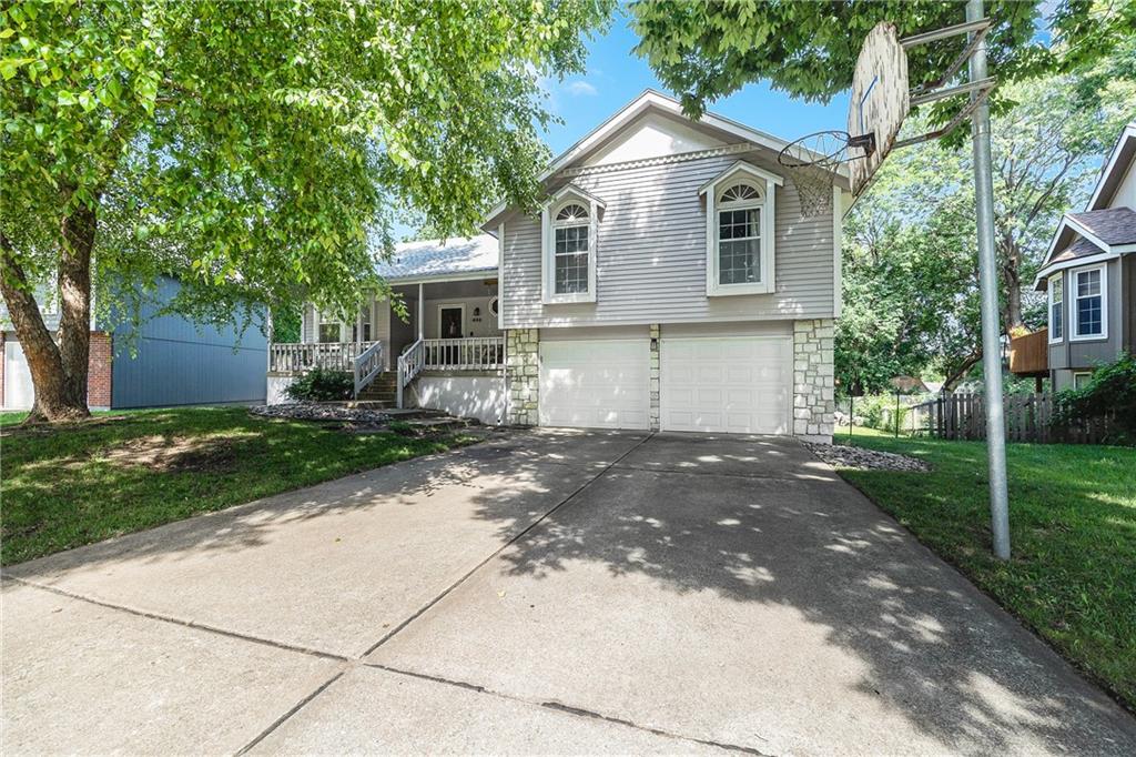 Listing Photo MLS #HMS2565931