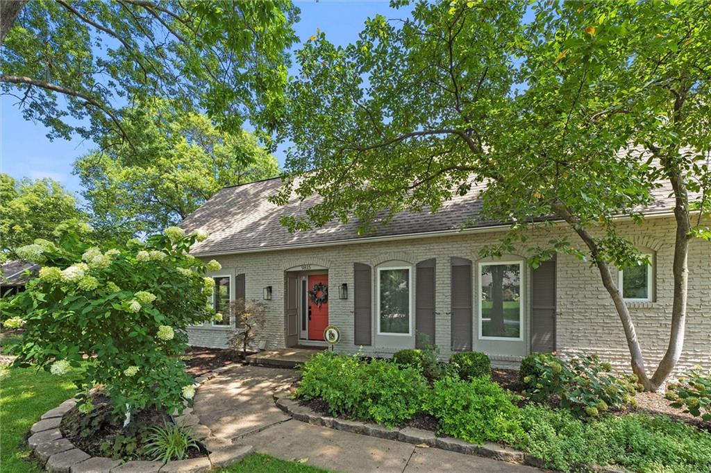 Listing Photo MLS #HMS2565937